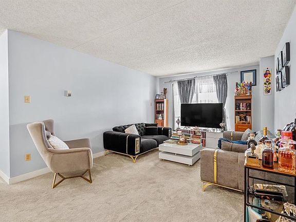 4th image of 5204 NE Dalton Dr NW #1110