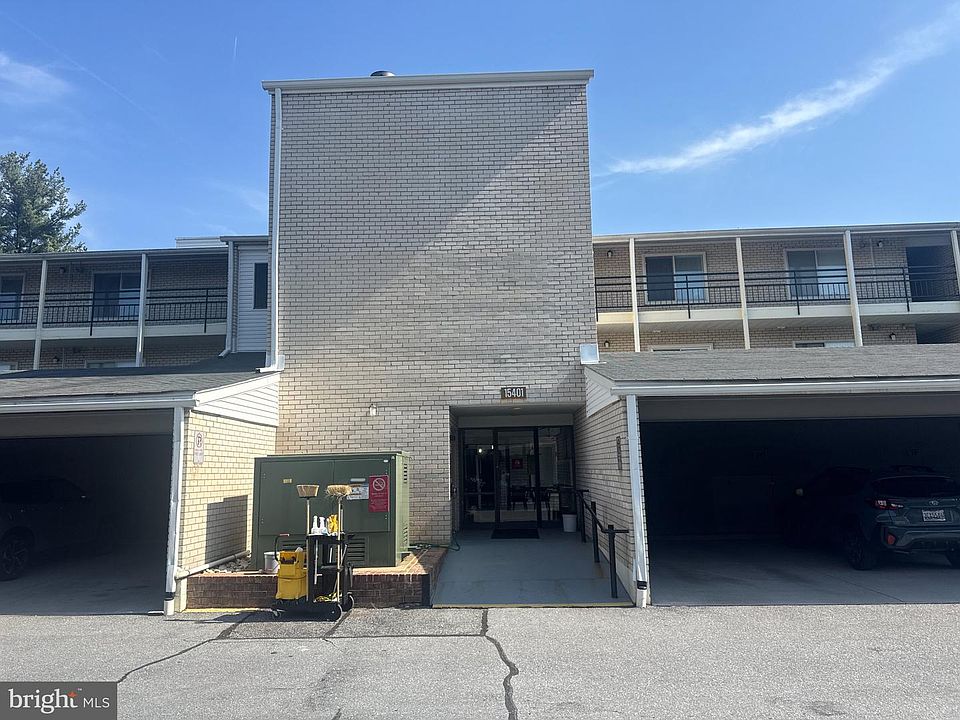 2nd image of 15401 Bassett Ln Unit 2B