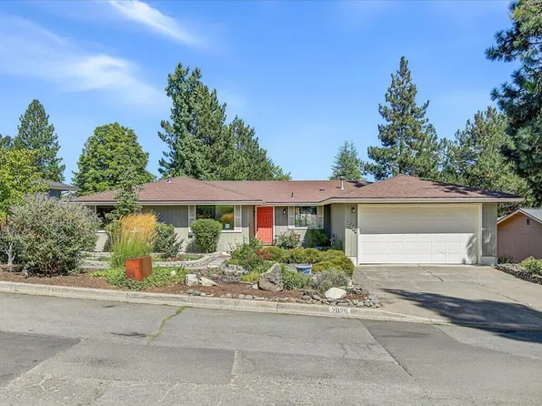 2025 Greenmeadows Way, Ashland, OR 97520