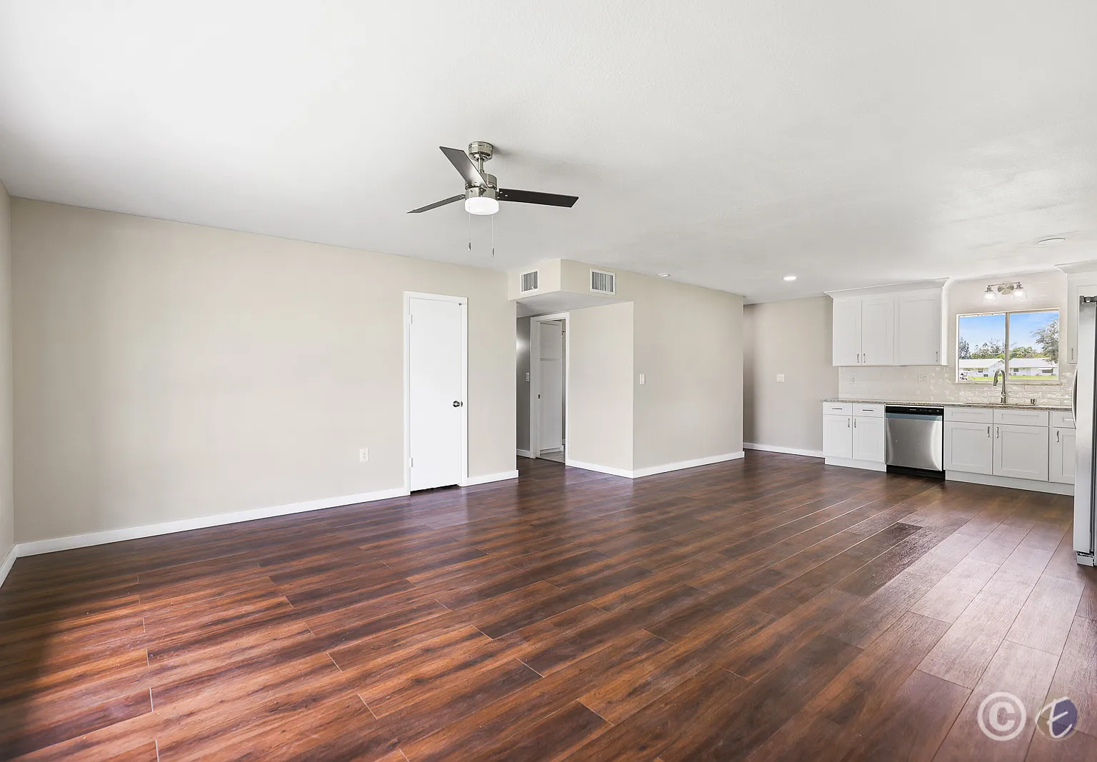 702 Desert Hills Way | Sun City Center — Photo 4