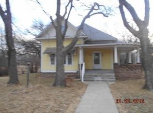 214 N Custer St, Delphos, KS 67436