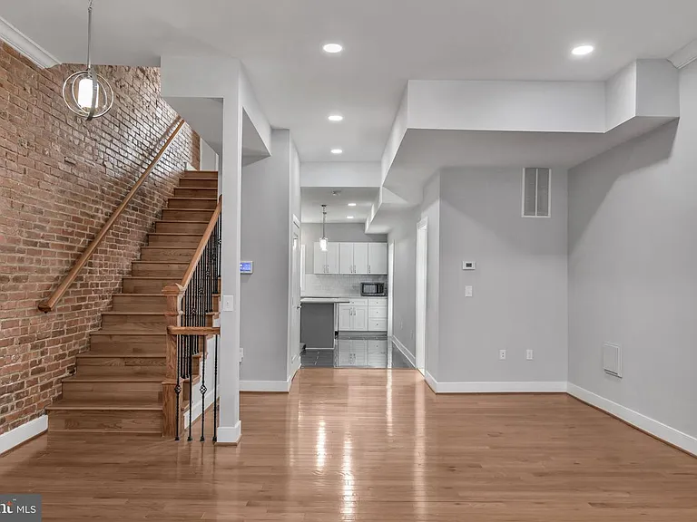 1310 Riggs St NW — Photo 13