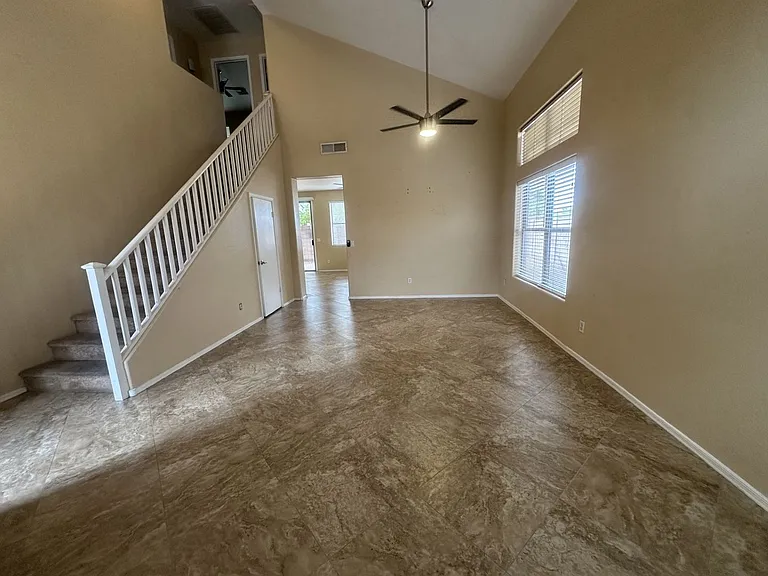 8927 E Crescent Ave — Photo 6