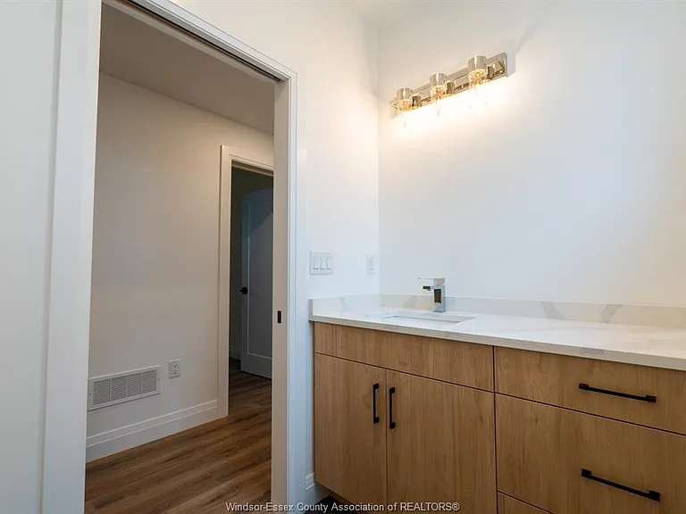 987 Ford Blvd #2 — Photo 8