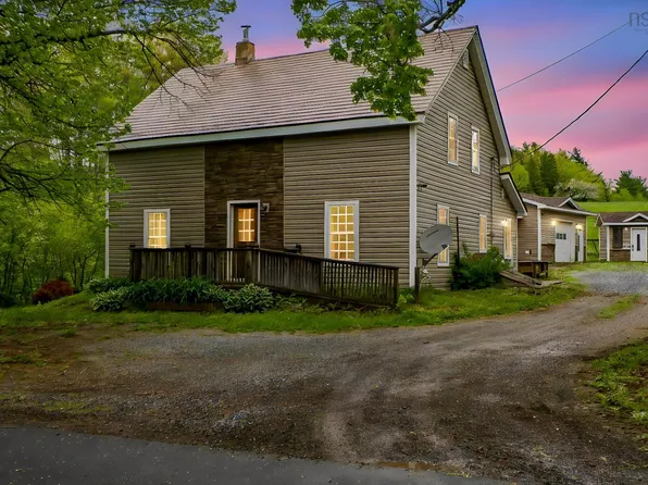 1160 Woodville Rd, West Hants, NS B0N 2A0
