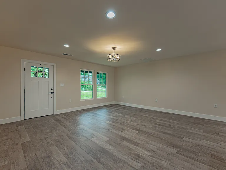 7711 Pamela Ln — Photo 5