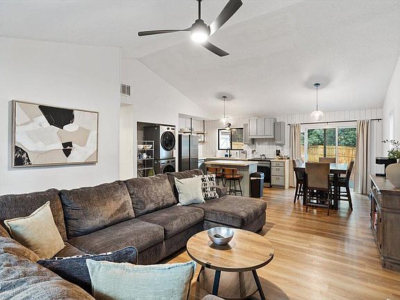 4th image of 5602 Loyal Ave