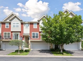11765 Emery Village Dr N, Champlin, MN 55316