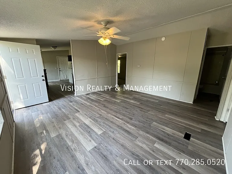 137 Park West Ct — Photo 6