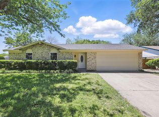 2518 Bent Tree Ln, Arlington, TX 76016