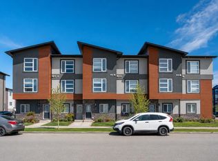 76 Skyview Line NE, Calgary, AB T3N1N6