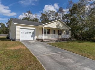 1048 Shirley Dr, Jacksonville, NC 28540