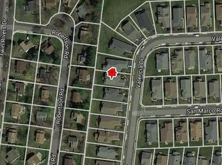 143 Valencia Dr, Monroe Township, NJ 08831