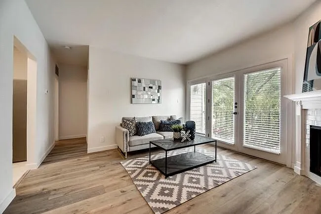 4104 Cole Ave - 110 — Photo 3