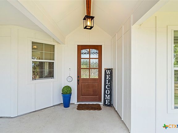 3rd image of 15975 Charlya Dr