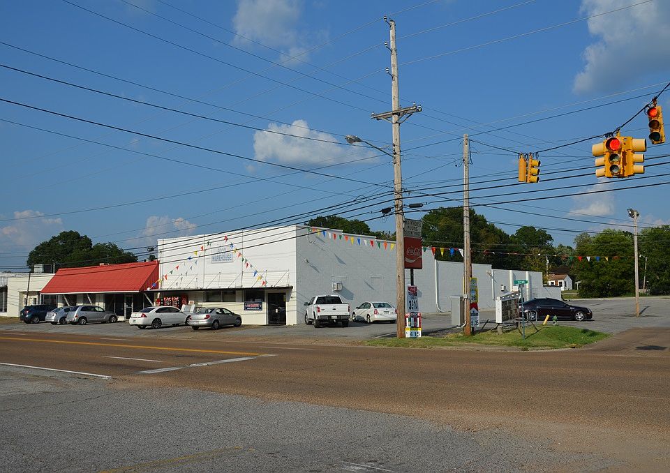 1st image of 806 22nd Ave