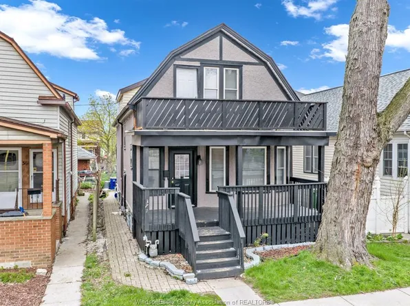 371 Newbury St, Windsor, ON N9A 6A1