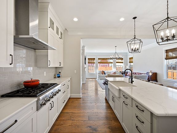 4th image of 6063 Chester Way