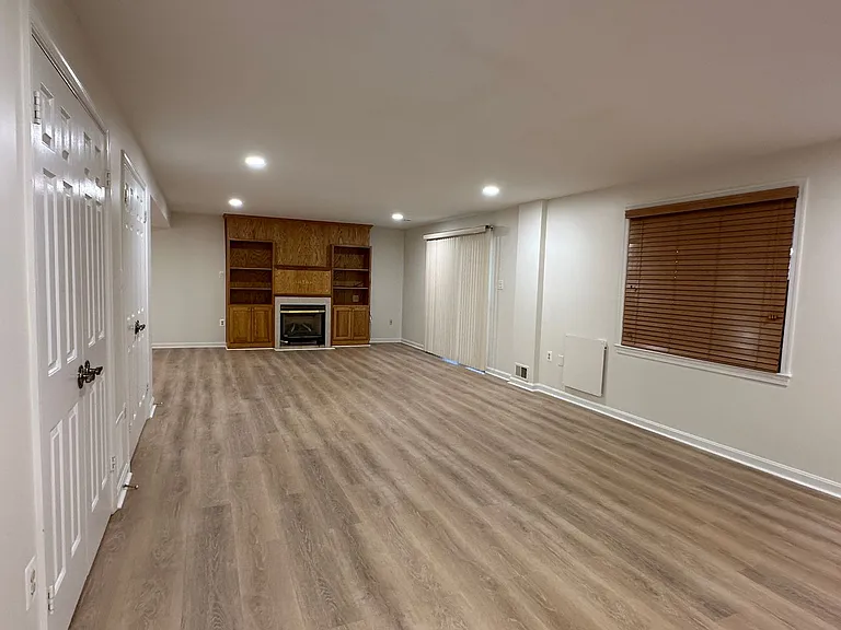 11560 Holly Briar Ln — Photo 44