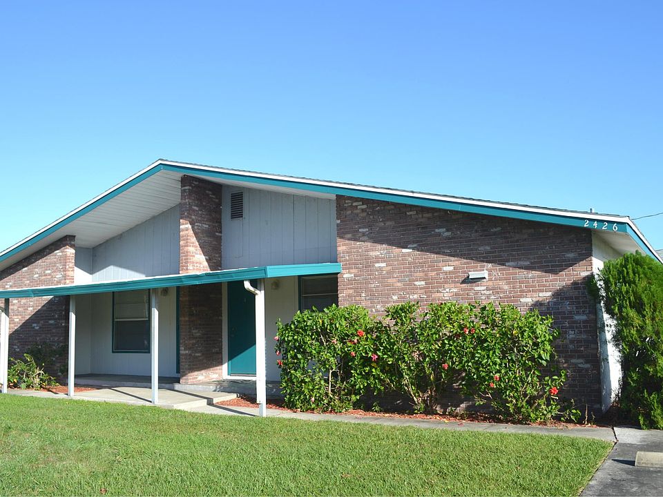 2nd image of 419 Oakleaf Dr
