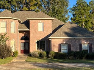 112 Grand Oak Blvd, Clinton, MS 39056