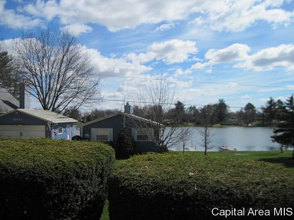 5th image of 180 Lake Warren Dr