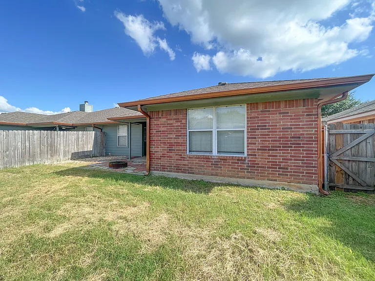 10145 Valencia Dr #A — Photo 29