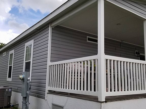 4th image of 472 Bimini Cay Cir