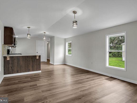 2nd image of 55 Meadowview Dr Lot 55