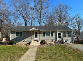 69 Spring Glen Rd, Niantic, CT 06357