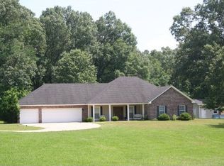 1230 Rollingwood Dr, Vicksburg, MS 39183