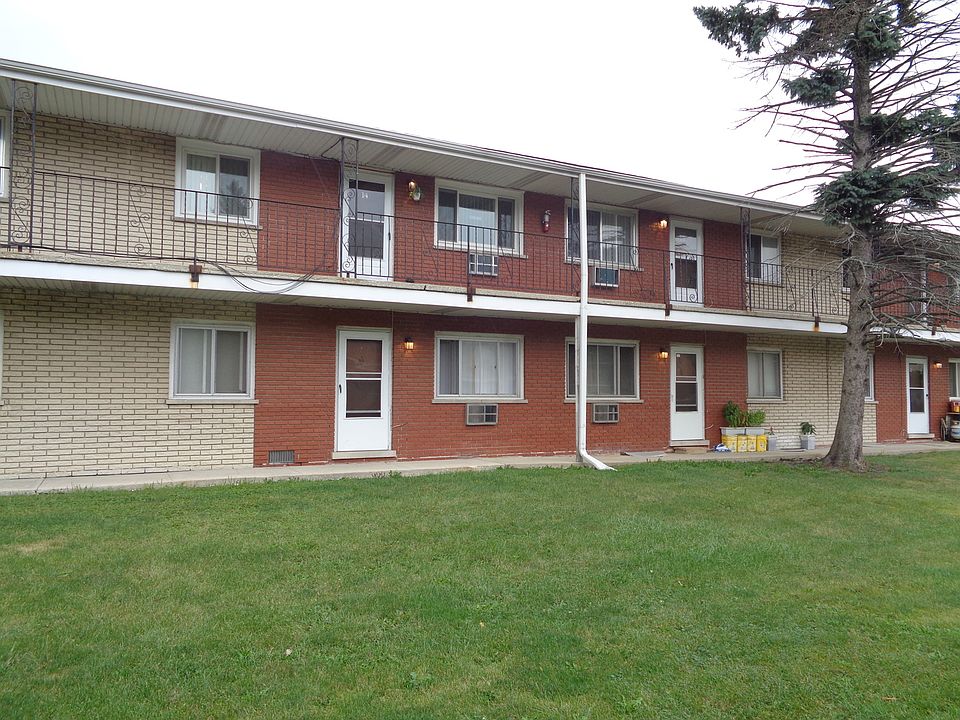 1st image of 8244 W 87th St APT 15