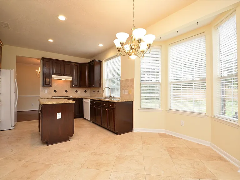 1218 Irish Mist Ct — Photo 27