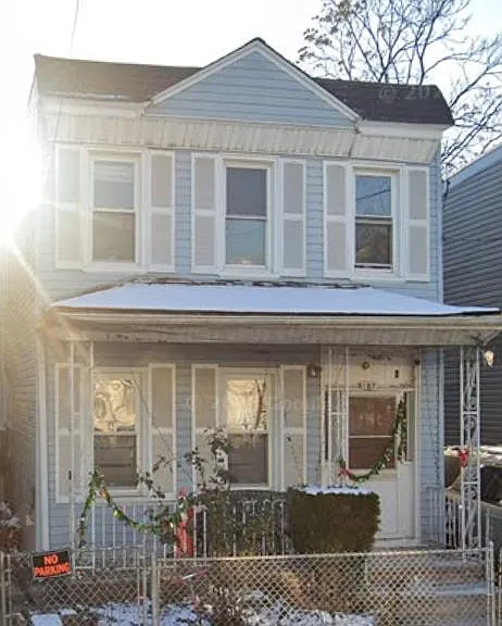 107 Fulton Ave — Photo 1