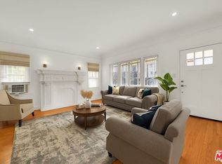 858 1/2 S Gramercy Pl, Los Angeles, CA 90005