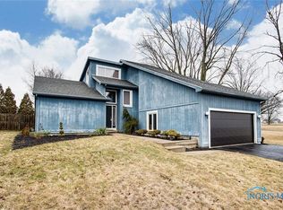 904 N Hill Trl, Findlay, OH 45840
