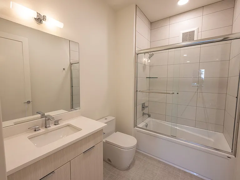1708 SE Columbia River Dr — Photo 11