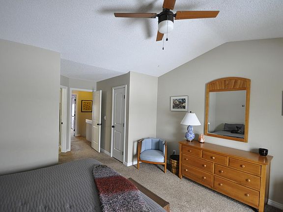 3rd image of 10593 W Dartmouth Ave