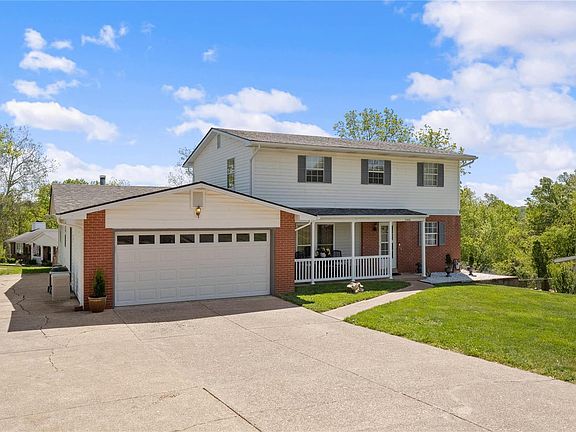 2nd image of 3586 Chaplou Dr