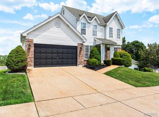 13569 Becker Place Dr, Saint Louis, MO 63128