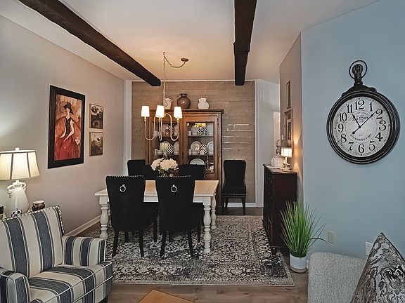 5th image of 309 Kingsberry Cir