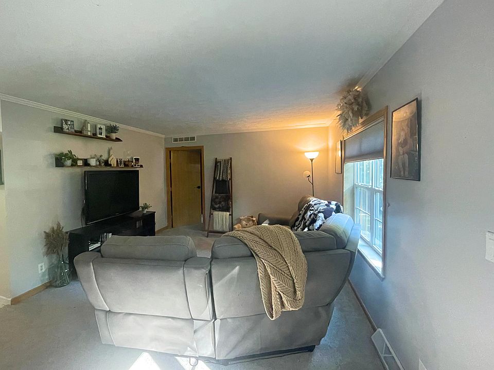 54140 Indian Lake Rd, Dowagiac, MI 49047 Zillow
