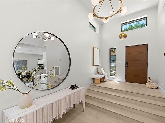 4th image of 728 Bonita Dr