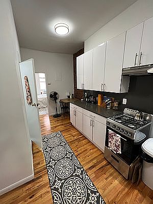 3rd image of 11 Stanton St #5AB