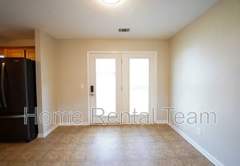 134 Mustang Dr — Photo 8