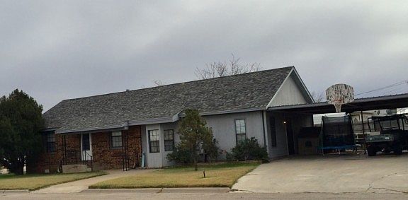 3rd image of 601 Avenue K