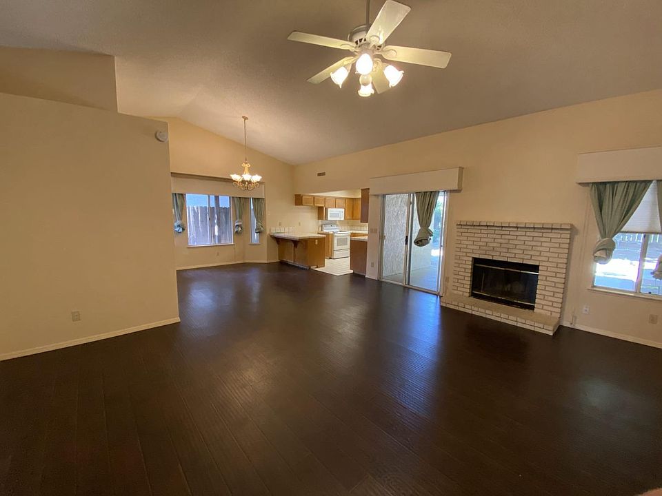 2473 Gibson Ave Clovis CA Zillow