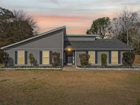 7174 Ashton Ct, Mobile, AL 36695