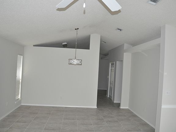 10-Interior_09252015