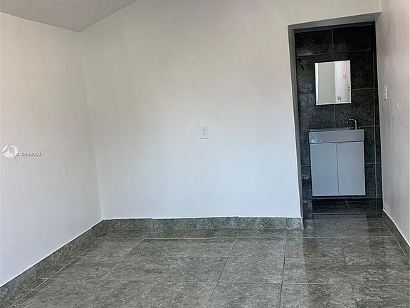 2nd image of 15270 SW 102nd Pl #1